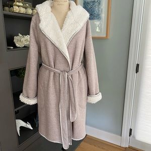Anthropologie Pure + Good bathrobe. Size XS-S.